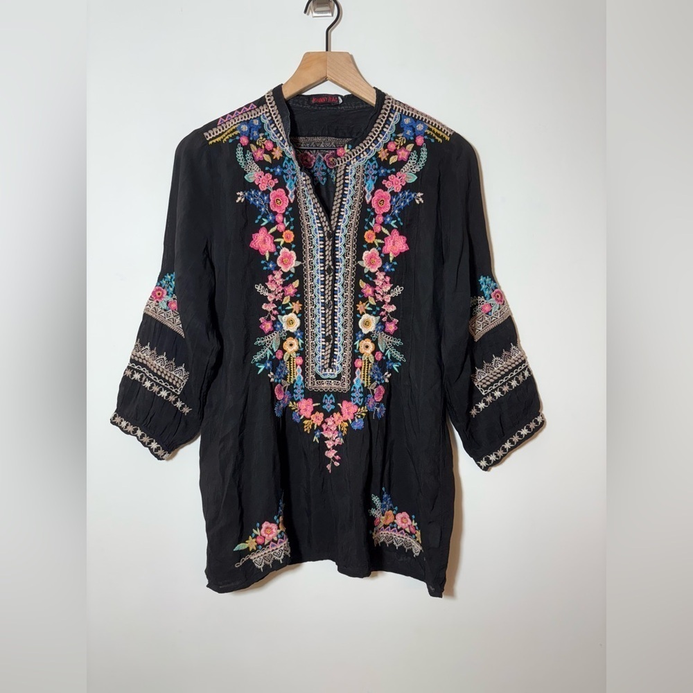 JOHNNY WAS "SARABETH" Embroidered 3/4 Sleeve In Blacke Tunic Top - Picture 3 of 13